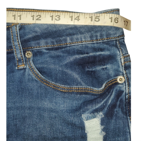 S.o.n.g Jeans Shorts - Picture 4 of 7